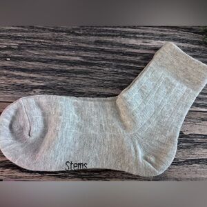 Stems Light Gray Ankle Socks